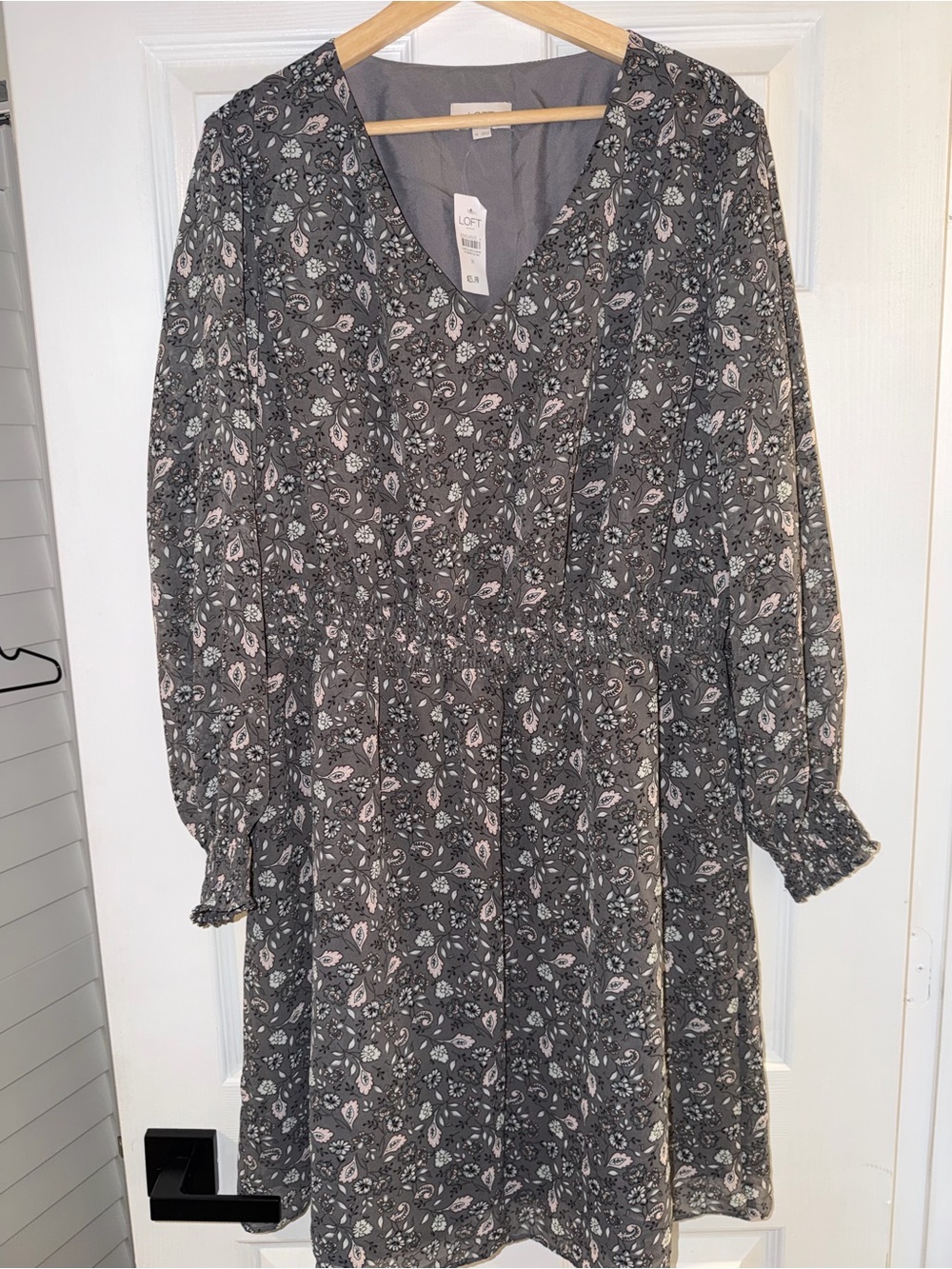 LOFT Charcoal Gray Floral V-Neck Long Sleeve Dress